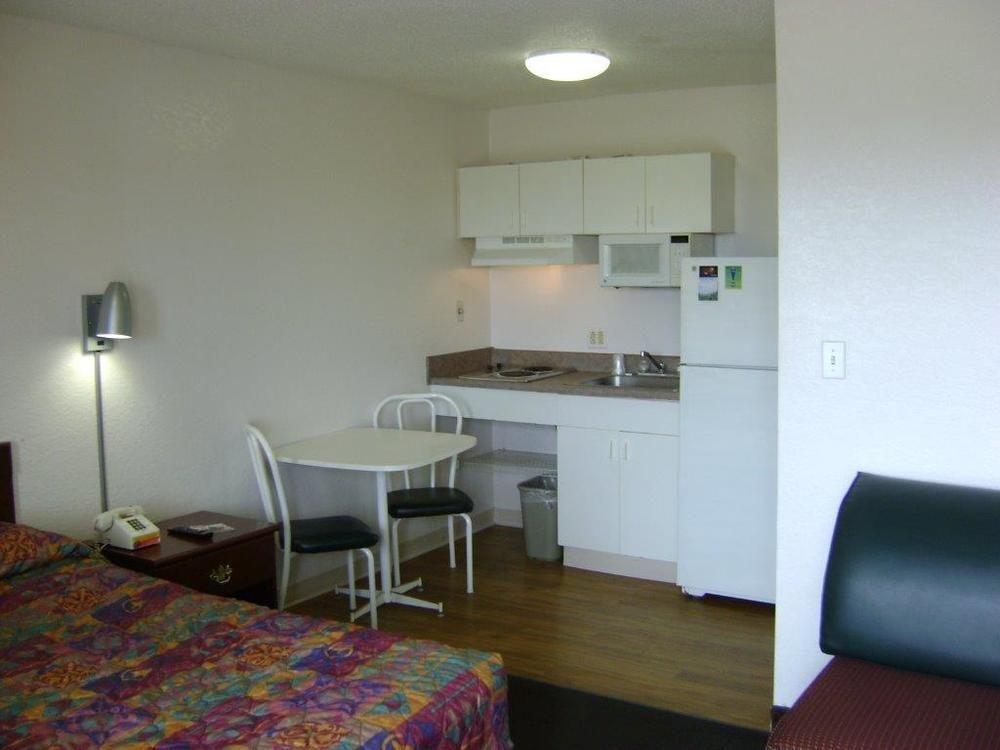 Intown Suites Extended Stay San Antonio Tx - Leon Valley South Exterior foto